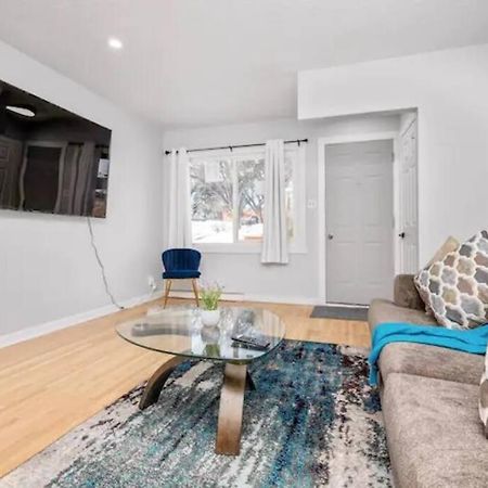Accessible/Petfriendly-2Bedsuite Calgary Zewnętrze zdjęcie