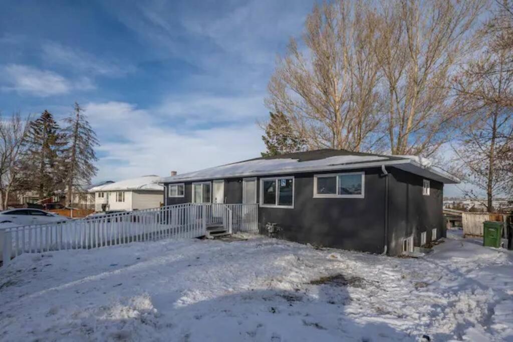Accessible/Petfriendly-2Bedsuite Calgary Zewnętrze zdjęcie